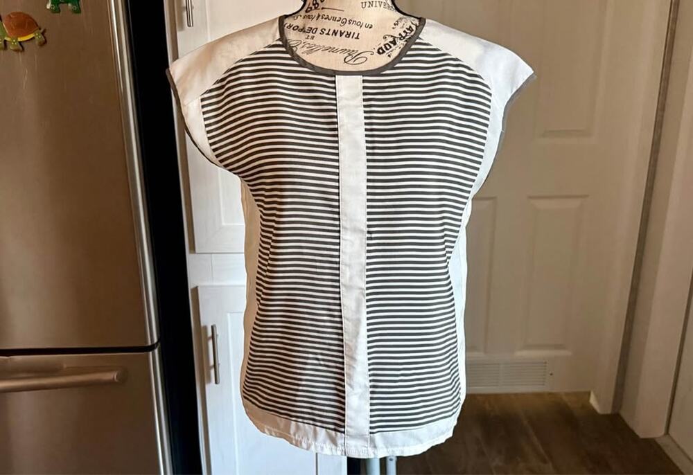 Women’s The Limited Top Size XS